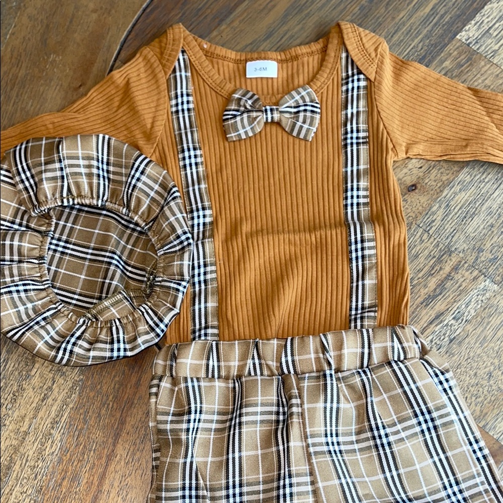 Plaid Baby Outfit with Hat and Bow Tie